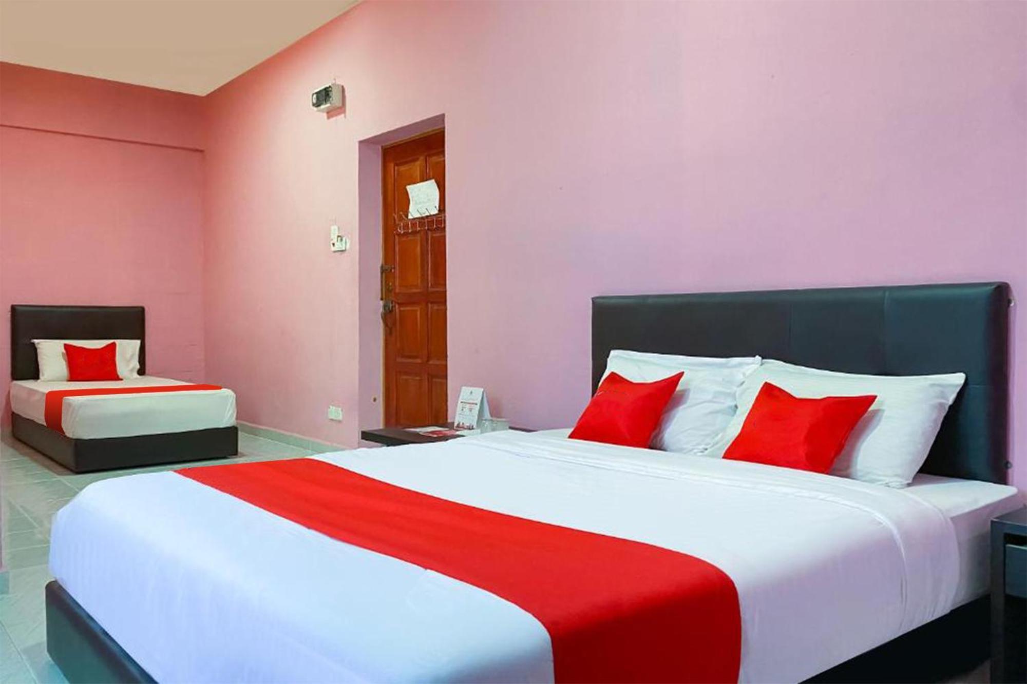Coop Hotel Кангар Экстерьер фото
